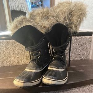 Sorel Snow Boots women’s size 9
